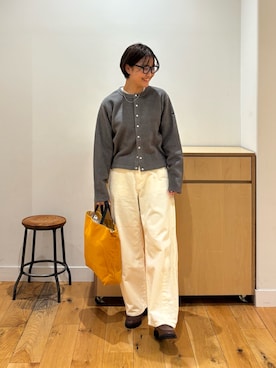 「アイテム（トートバッグ、オレンジ系）」を使った、KAGAさん（レディース・158cm）の秋コーディネート