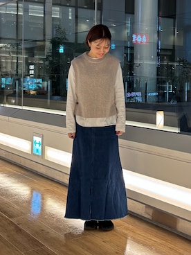 「アイテム（デニムスカート）」を使った、KAGAさん（レディース・158cm）の秋コーディネート