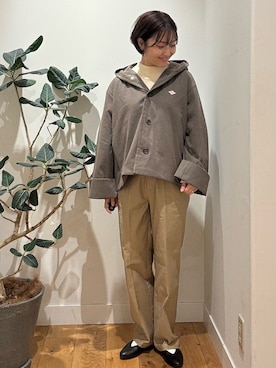 「SMELLY（スメリー）のアイテム（ピアス（両耳用））」を使った、KAGAさん（レディース・158cm）の秋コーディネート