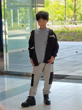 「アイテム（スウェット）」を使った、hinaachaさん（キッズ・150cm）の夏コーディネート