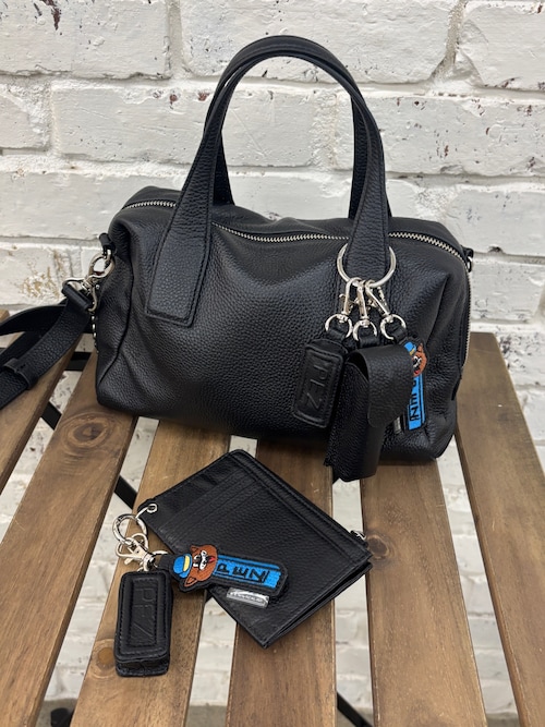 PEZ(ペッツ)×ear】本革リップケースチャーム（その他）｜ear