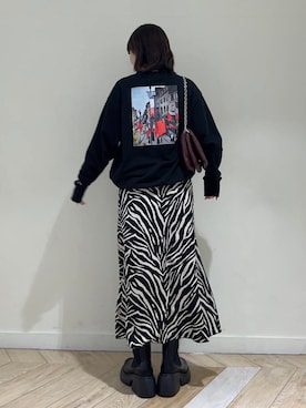 「SENSE OF PLACE by URBAN RESEARCH（センスオブプレイスバイアーバンリサーチ）のアニマルパターンナロースカート（スカート）」を使った、Yuiさん（レディース・160cm）の秋コーディネート