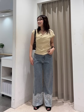 「SENSE OF PLACE by URBAN RESEARCH(センスオブプレイスバイアーバンリサーチ)の『洗濯可』ドレープネックセーター(半袖)(ニット/セーター、ベージュ系)」を使った、Yuiさん(レディース・160cm)の夏コーディネート