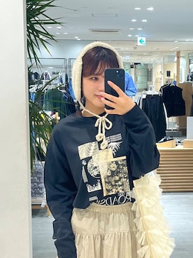 「アイテム（イヤーマフ）」を使った、Yuiさん（レディース・160cm）の秋コーディネート