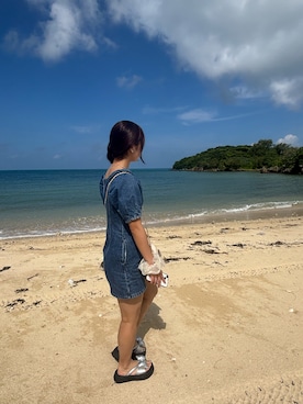 「アイテム（サンダル）」を使った、優菜さん（レディース・166cm）の夏コーディネート