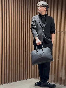 「EMPORIO ARMANI（エンポリオアルマーニ）の【エンポリオ アルマーニ】Icon シングルブレストジャケット クレープジャージー ピケ風マイクロテクスチャー（テーラードジャケット）」を使った、じゅんちゃんさん（メンズ・176cm）の夏コーディネート