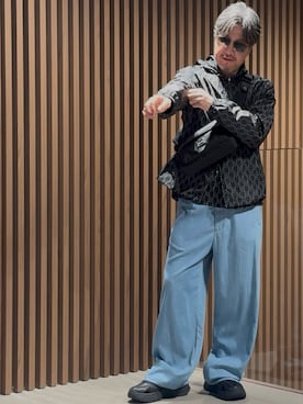 「EMPORIO ARMANI（エンポリオアルマーニ）のアイテム（ジャケット/アウター）」を使った、じゅんちゃんさん（メンズ・176cm）の秋コーディネート