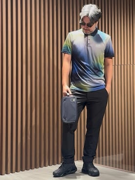「アイテム（ポーチ）」を使った、じゅんちゃんさん（メンズ・176cm）の秋コーディネート