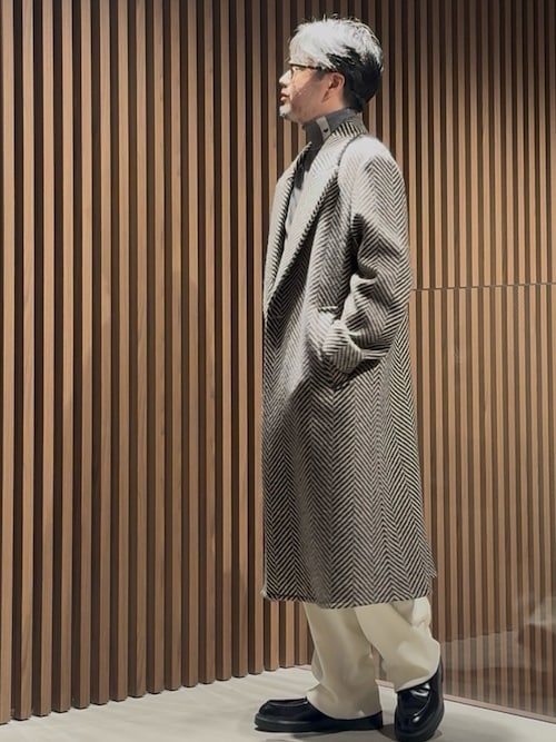 エンポリオ アルマーニ】ロールネックセーター バージンウールジャ