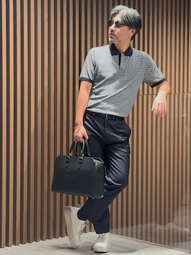 「アイテム（ビジネスバッグ）」を使った、じゅんちゃんさん（メンズ・176cm）の秋コーディネート