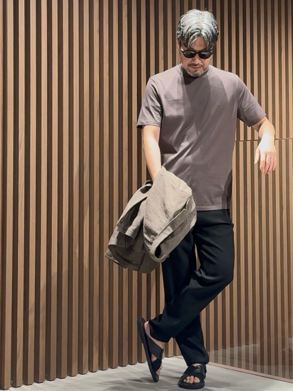 ★Fuji★エンポリオアルマーニフード付きグレージャンパーMグレー ☆Fuji☆エンポリオアルマーニフード付きグレージャンパーM