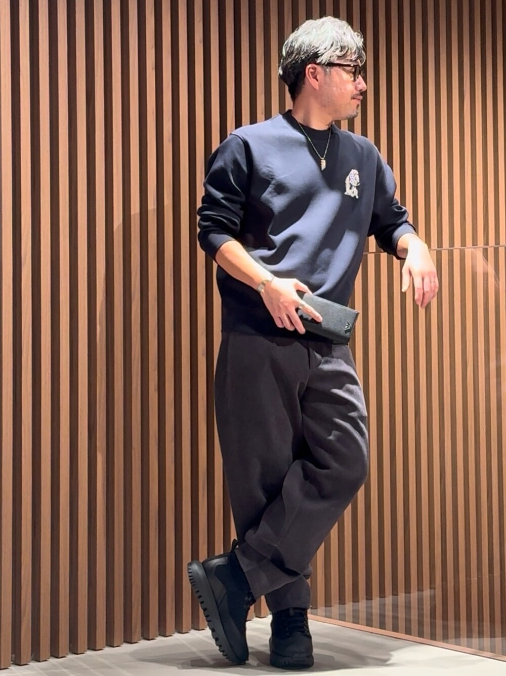 EMPORIOARMANI アルマーニ ブラック コットンスラックス italy 2025年最新】EMPORIO ARMANI メンズ スラックスの人気アイテム