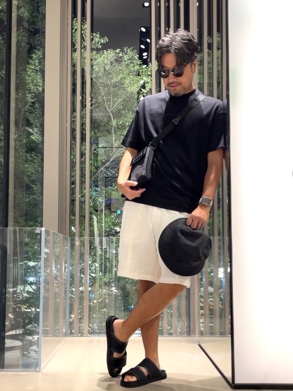 エンポリオアルマーニ　クロスストラップ ブラックサンダル　6 中古・古着通販】EMPORIO ARMANI (エンポリオアルマーニ
