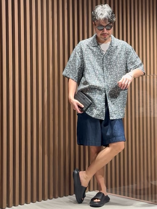 EMPORIO ARMANI シャツ 「エンポリオ アルマーニ」Peaceカプセル