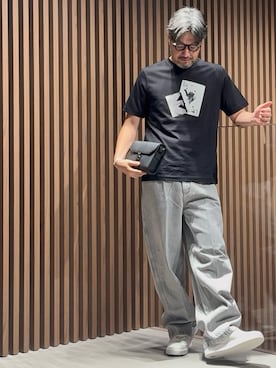 「EMPORIO ARMANI（エンポリオアルマーニ）の【エンポリオ アルマーニ】ASV バギーツイストフィットジーンズ J80 デニム ストーンウォッシュ＆ブリーチ加工（デニムパンツ）」を使った、じゅんちゃんさん（メンズ・176cm）の夏コーディネート