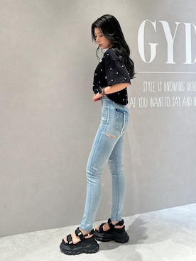 「アイテム（サンダル）」を使った、aikaさん（レディース・158cm）の春コーディネート