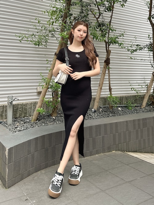 GGプレートハーフスリーブLONGニットワンピース（ワンピース