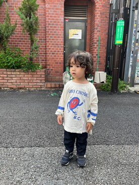 「こども ビームス（コドモビームス）のアイテム（パンツ）」を使った、chishikiyuhkaさん（キッズ・90cm）の秋コーディネート