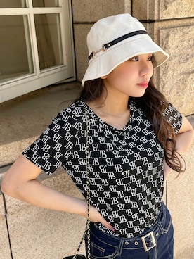 「ブラック×ホワイト」｜「アイテム（帽子）」を使った、MEGUMIさん（レディース・155cm）の夏コーディネート