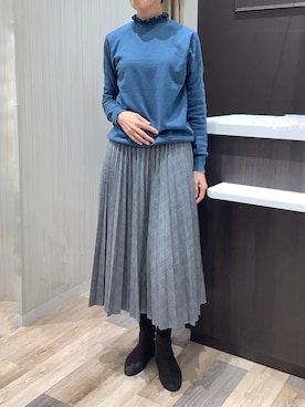 「TOKYO SHIRTS（トウキョウシャツ）のもちもち フリルネック プルオーバー（ニット/セーター）」を使った、BRICK HOUSE シャツ工房 柿田川サントムーン店さん（レディース・167cm）の秋コーディネート