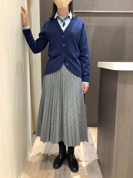 「アイテム（ビジネスシャツ）」を使った、BRICK HOUSE シャツ工房 柿田川サントムーン店さん（レディース・167cm）の冬コーディネート