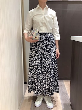 「アイテム（財布/小物）」を使った、BRICK HOUSE シャツ工房 柿田川サントムーン店さん（レディース・167cm）の秋コーディネート