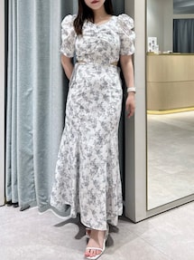 ウエストカットアウトパイピングワンピース｜ダズリン（dazzlin