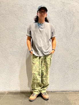 「アイテム（ブーツ）」を使った、岩崎タイチさん（メンズ・169cm・40代）の秋コーディネート