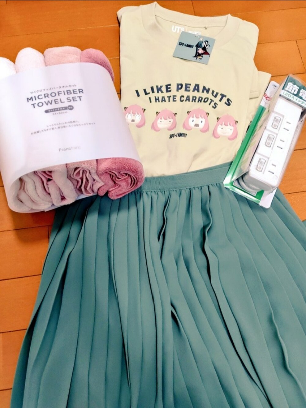 「ユニクロ、アーニャ、スパイファミリー」｜「UNIQLOのアイテム（スカート、グリーン系）」を使った、ゆず夫人さん（レディース・147cm）の冬コーディネートの1枚目の写真