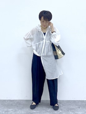 「LOWRYS FARM（ローリーズファーム）のスタイルＵＰクロスカップキャミ　100757（Tシャツ/カットソー、ブラック系）」を使った、えまこさん（レディース・159cm）の春コーディネート