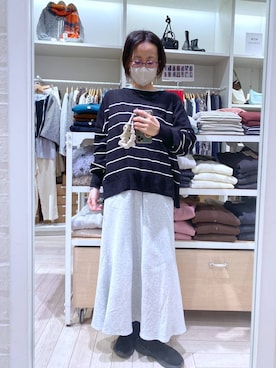 「アイテム（スマホグッズ）」を使った、えまこさん（レディース・159cm）の秋コーディネート