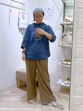 「アイテム（ヘアゴム）」を使った、えまこさん（レディース・159cm）の秋コーディネート
