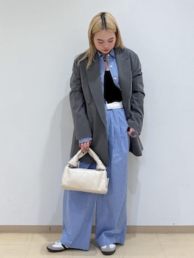 「ADAM ET ROPE'（アダムエロペ）のアイテム（スラックス）」を使った、e.c.8123さん（レディース・160cm）の秋コーディネート