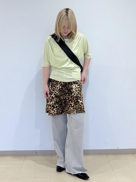 「ADAM ET ROPE'（アダムエロペ）のフラットミュール（サンダル、ブラック系）」を使った、e.c.8123さん（レディース）の春コーディネート