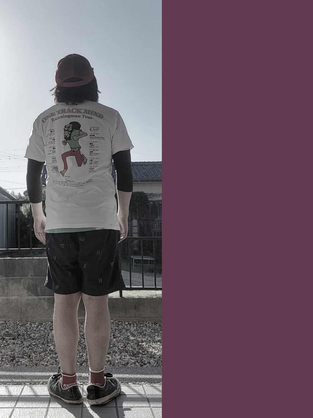 「🎙️T字路s、🎵これさえされば、フジロック、メタモルフォーゼ、古着MIX、プチプラ、フェススタイル、Tシャツ重ね着、重ね着、ワンスター、メッシュキャップ、オズワルド、ショートパンツ、短パン、バンドT」｜「HONDAのアイテム（キャップ、レッド系）」を使った、Neggyさん（メンズ・165cm）の夏コーディネートの1枚目の写真