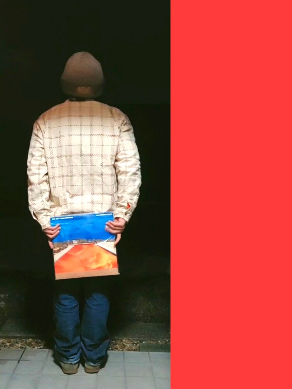 「シャツスタイル、デニムパンツ、スケートスタイル、レッチリ、ラーメン、どんぶり、刺し子、ベロア、450、dubFACTORY、スラップショット、アイパス、レコード、ニット帽、アースカラー」｜「450のニット帽（ニットキャップ/ビーニー、ブラウン系）」を使った、Neggyさん（メンズ・165cm）の冬コーディネートの2枚目の写真