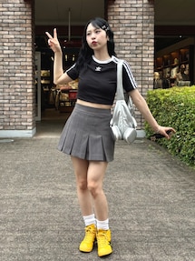 新品adidas プリーツスカート & ハーフスリーブシャツ 　春夏コーデ 1719231155_215.jpg