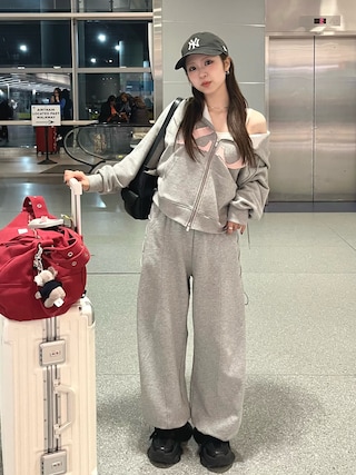 「NEW ERA（ニューエラ）の【NEW ERA】9TWENTY MLB BASEBALL CAP /【ニューエラ】920 ナイントゥエンティ メジャーリーグ ベースボール キャップ（キャップ）」を使った、りなてぃさん（レディース・150cm）の秋コーディネート