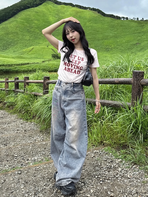 りなてぃさんの「ラインストーン付きピチT（sedacle girl｜セダクルガール）」を使ったコーディネート
