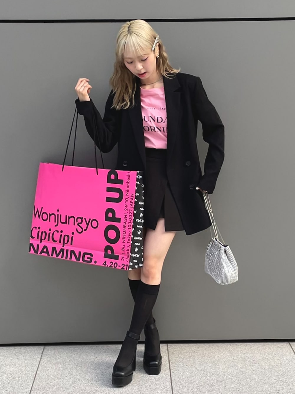 「春夏コーデ」｜「GUのアイテム（ジャケット/アウター、ブラック系）」を使った、りなてぃさん（骨格ストレート・レディース・150cm）の春コーディネートの1枚目の写真