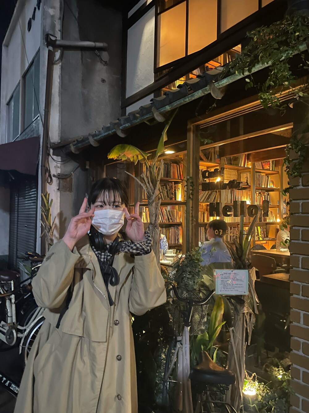 「春服コーデ、ootd、春、トレンチコート、moussy、FREAK’Ｓ STORE、ciaopanic」｜「CIAOPANICのスタンドトレンチコート（トレンチコート、ベージュ系）」を使った、oolong2さん（レディース・163cm）の冬コーディネートの1枚目の写真