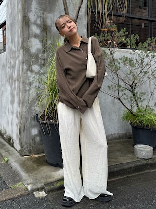 「SOYEN(ソイエン)の2WAYトリプルボタンカシュクールシアーシャツ アシンメトリー(シャツ/ブラウス)」を使った、みさみさ☺︎さん(レディース・160cm)の秋コーディネート