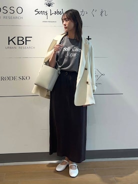 「URBANRESEARCH」｜「アイテム（バレエシューズ）」を使った、イケダさん（レディース・166cm）の春コーディネート