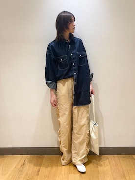 「URBAN RESEARCH（アーバンリサーチ）のアイテム（バレエシューズ）」を使った、イケダさん（レディース・166cm）の春コーディネート
