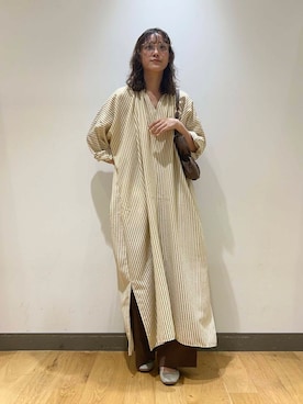 「アイテム（サロペット/オーバーオール、グレー系）」を使った、イケダさん（レディース・166cm）の夏コーディネート