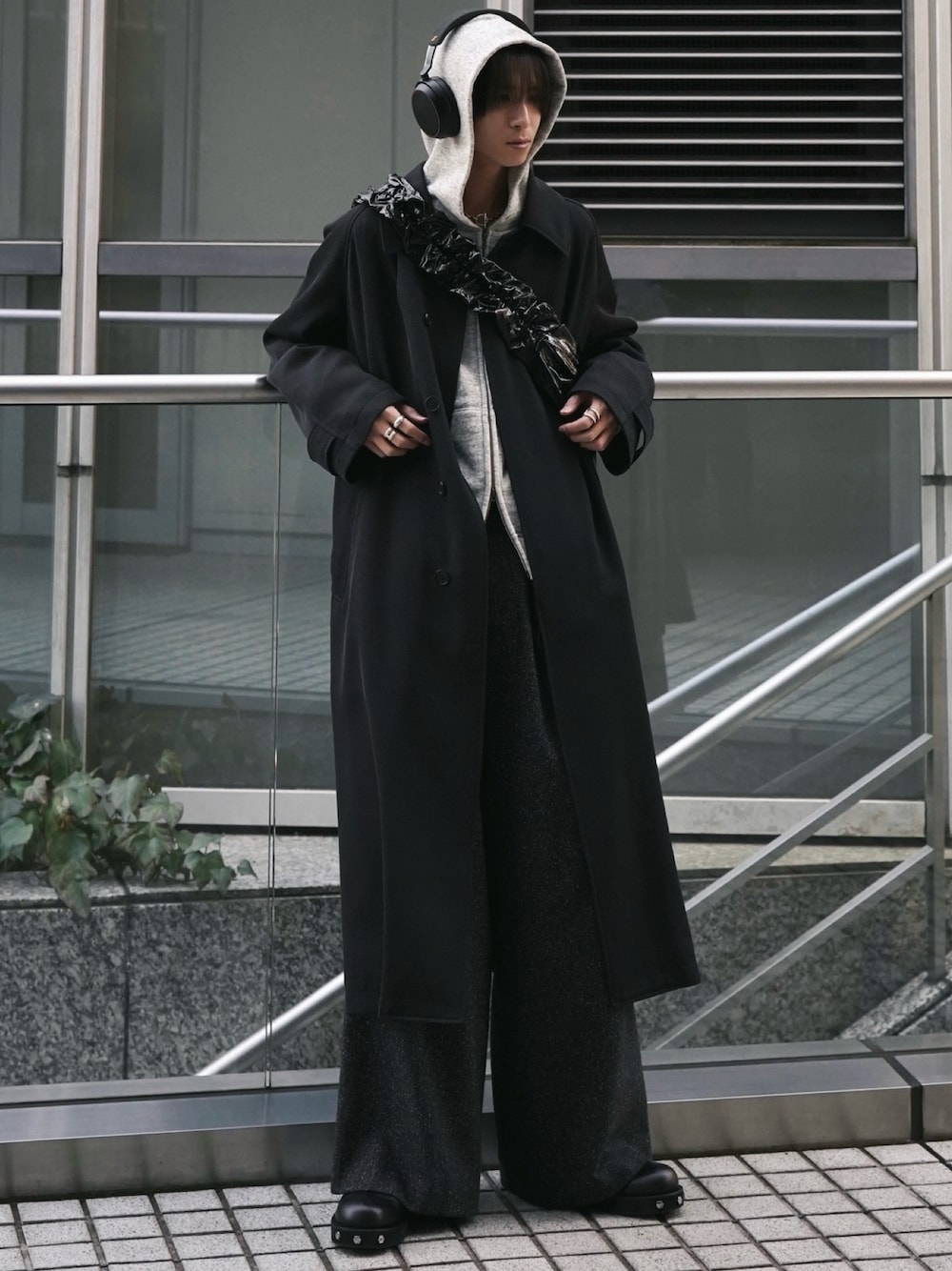 OUAT/オーユーエーティー】ASTRO ZIP BOOTSを使った人気ファッション