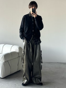 「アイテム（スマホケース/カバー）」を使った、しーさん（メンズ・177cm）の秋コーディネート