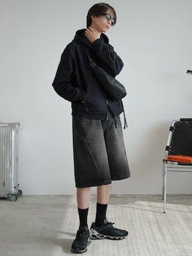 「アイテム（キーケース/キーアクセサリー、ブラック系）」を使った、しーさん（メンズ・177cm）の夏コーディネート