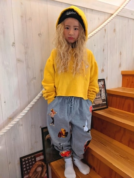 「Guess（ゲス）のアイテム（トップス）」を使った、🌈IR♡ᕼᗩ🌈さん（キッズ・123cm）の冬コーディネート