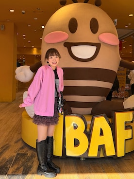 「アイテム（MA-1）」を使った、すずさん（レディース・159cm）の秋コーディネート